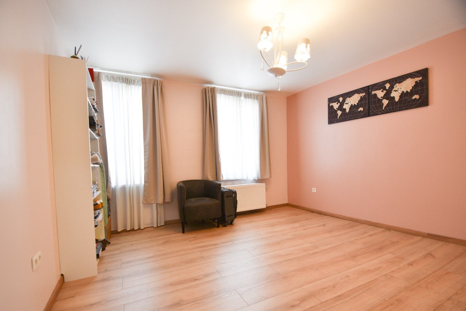 Lichtrijke woning met 3 slaapkamers in het hartje van Temse foto 8