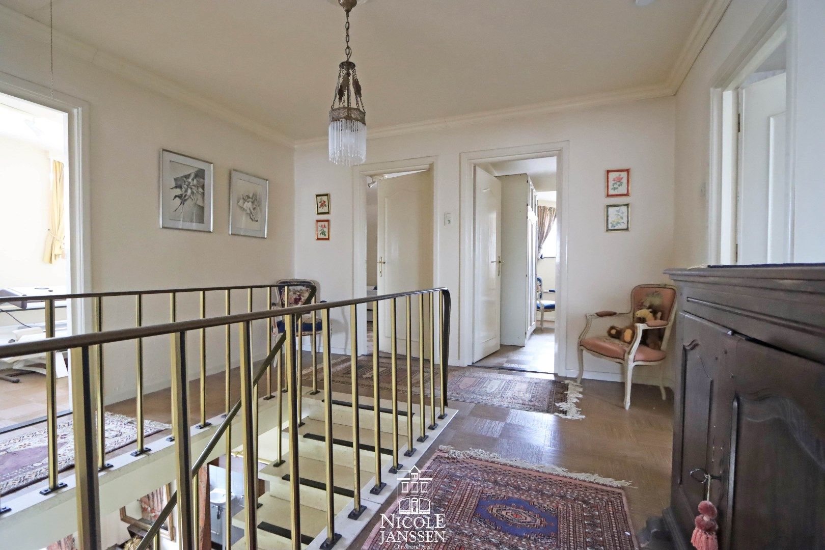 Royale gezinswoning met 5 slaapkamers  foto 15