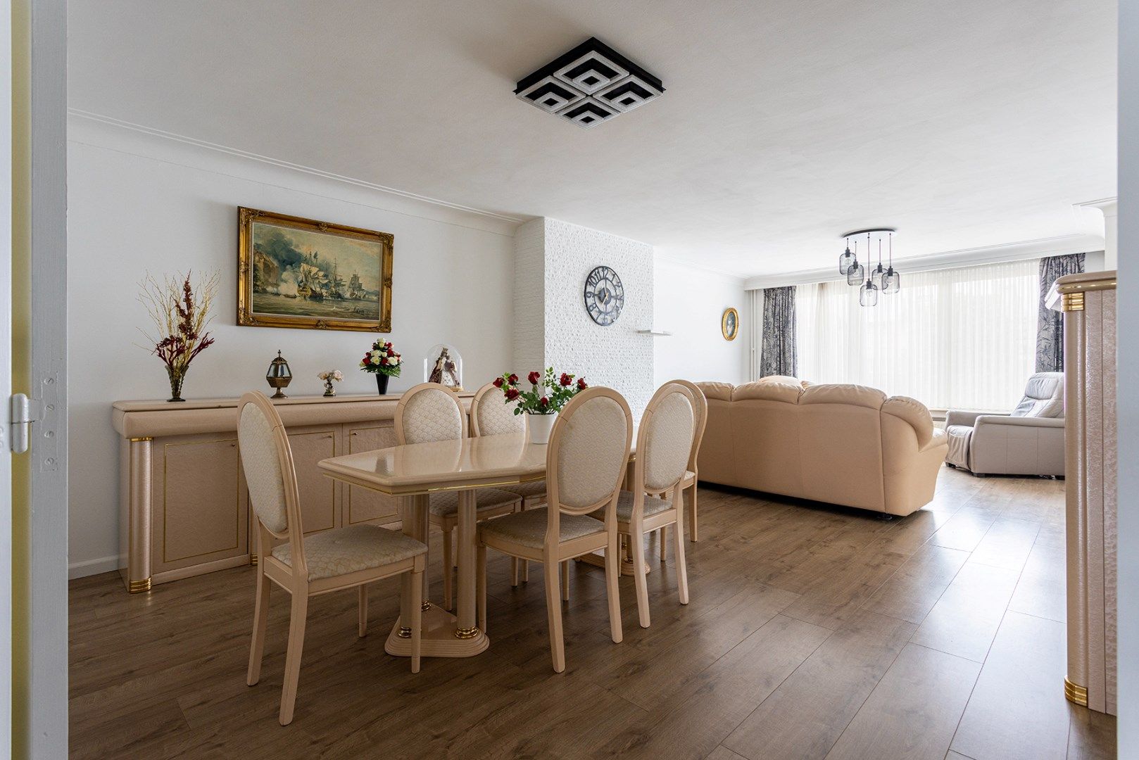 Instapklaar 2-slpk-app met 2 terrassen (112m²)!   foto 5
