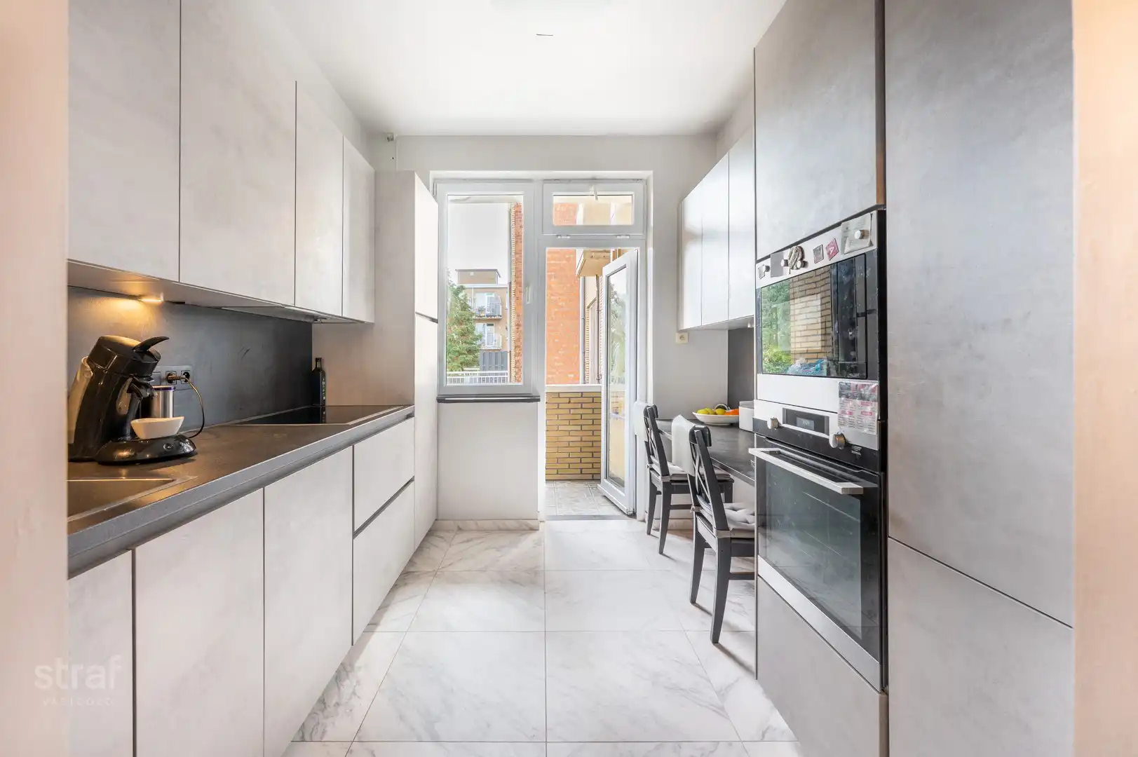 Ruim en instapklaar appartement met 2 slaapkamers foto 5