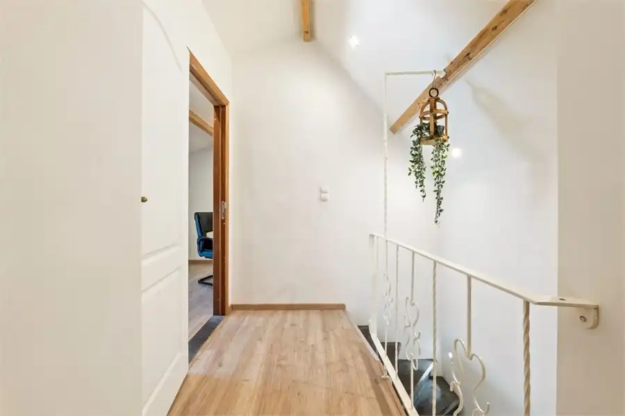 CHARMANT GERENOVEERDE WONING IN HET LANDELIJKE VELM foto 27