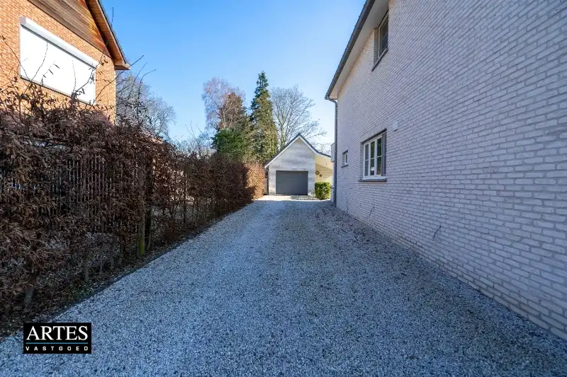 Karaktervolle woning met moderne luxe foto 3