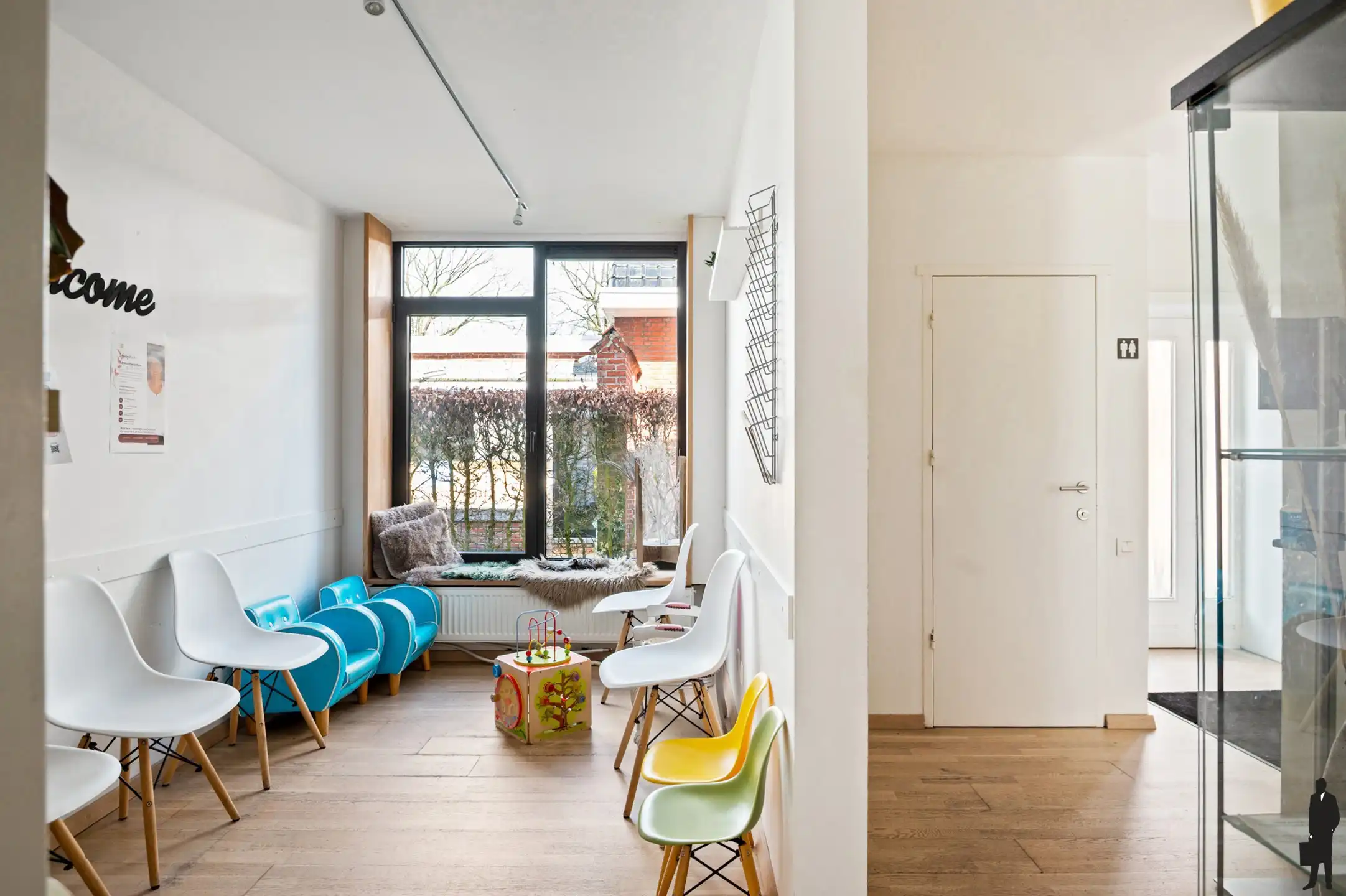 Kantoorvilla/praktijk te Kapellen! foto 3