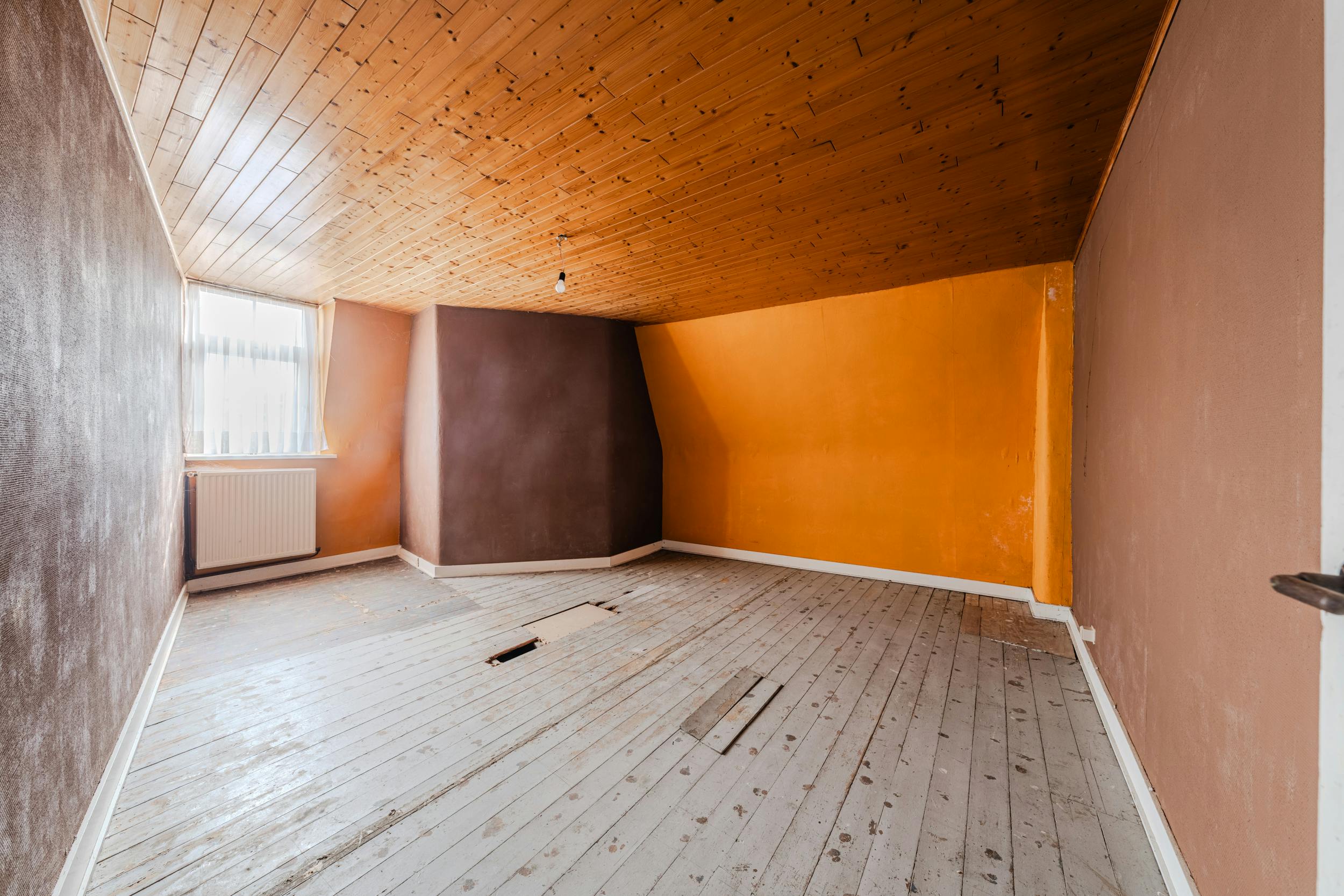 Goed gelegen handelspand met veel potentieel in Lombardsijde foto 33