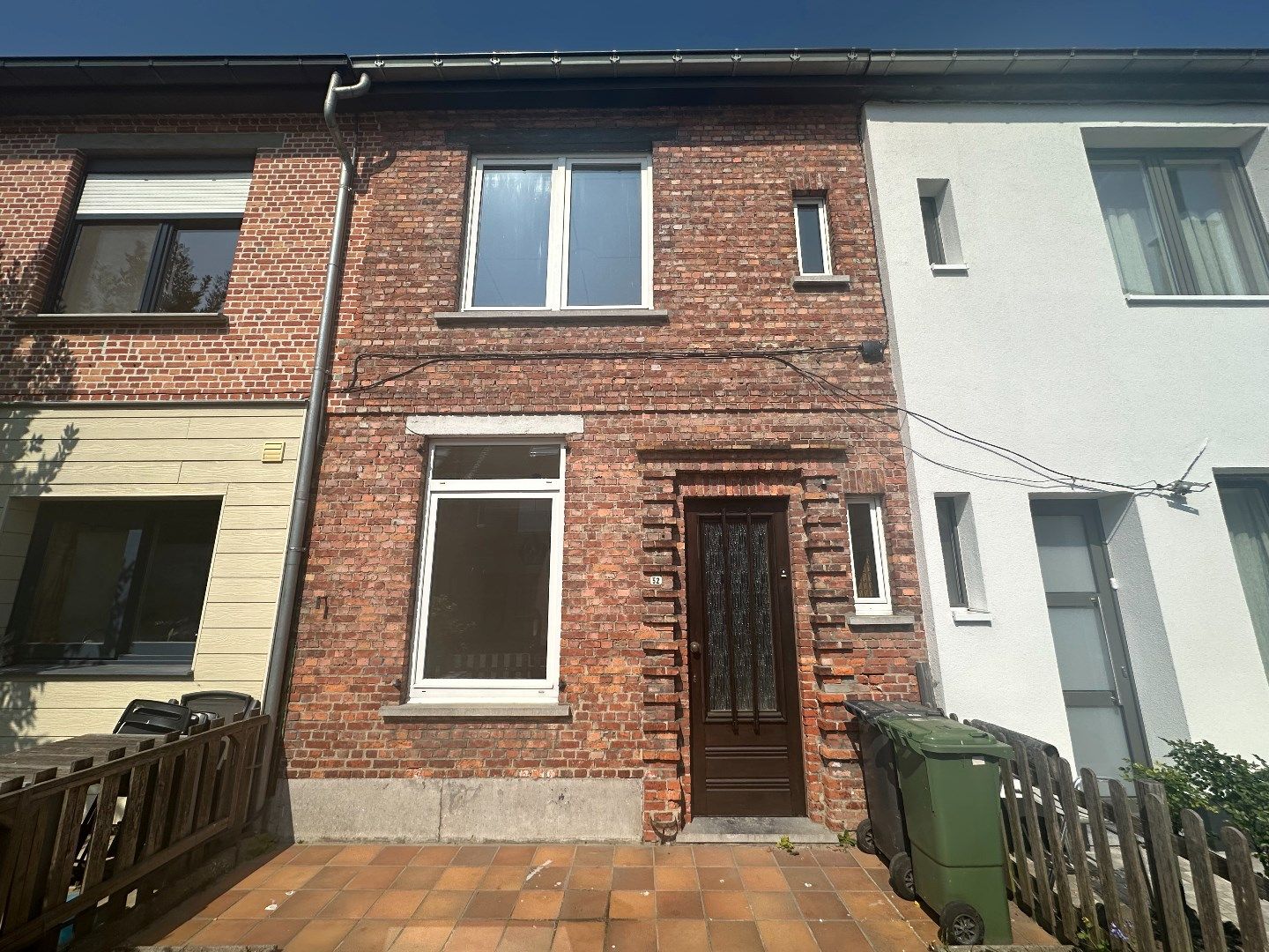 Charmant rijhuis in rustige straat foto {{pictureIndex}}