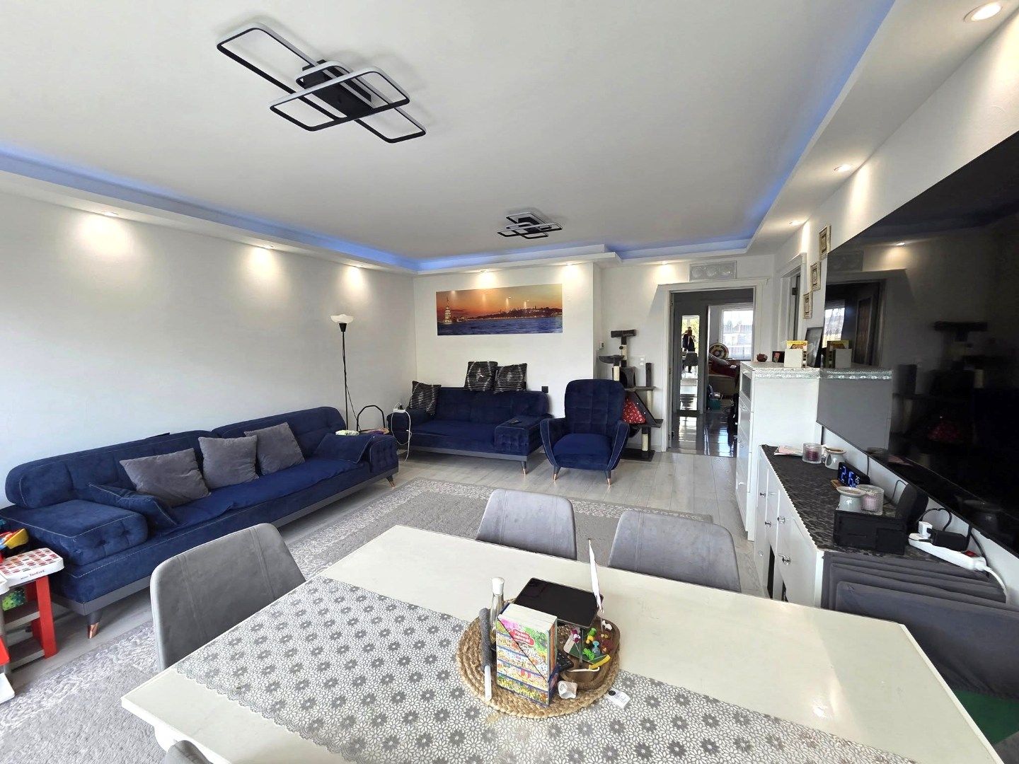 Instapklaar appartement met terras in het hart van Diegem!  foto 4