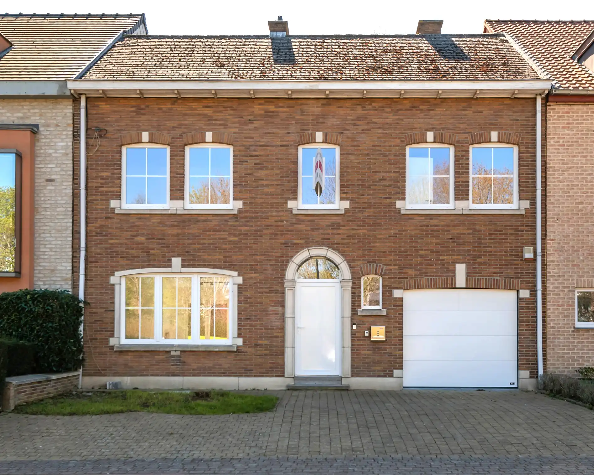 Instapklare stijlvolle woning in Wemmel foto {{pictureIndex}}