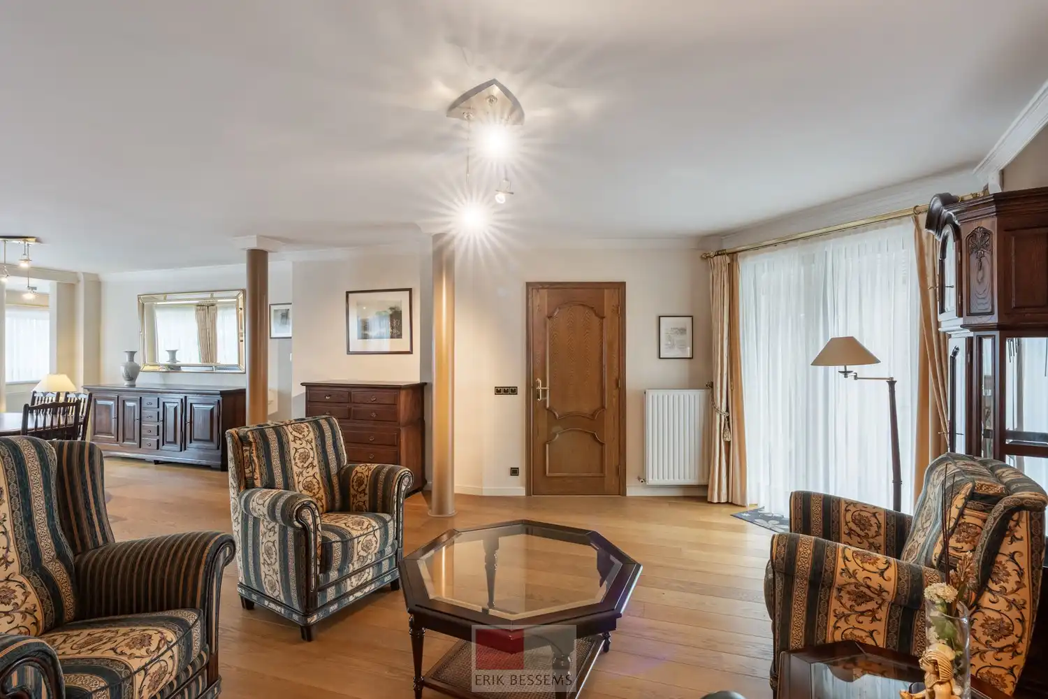 Charmant appartement met 2 slaapkamers van circa 140 m² in het centrum van Lanaken. foto 8