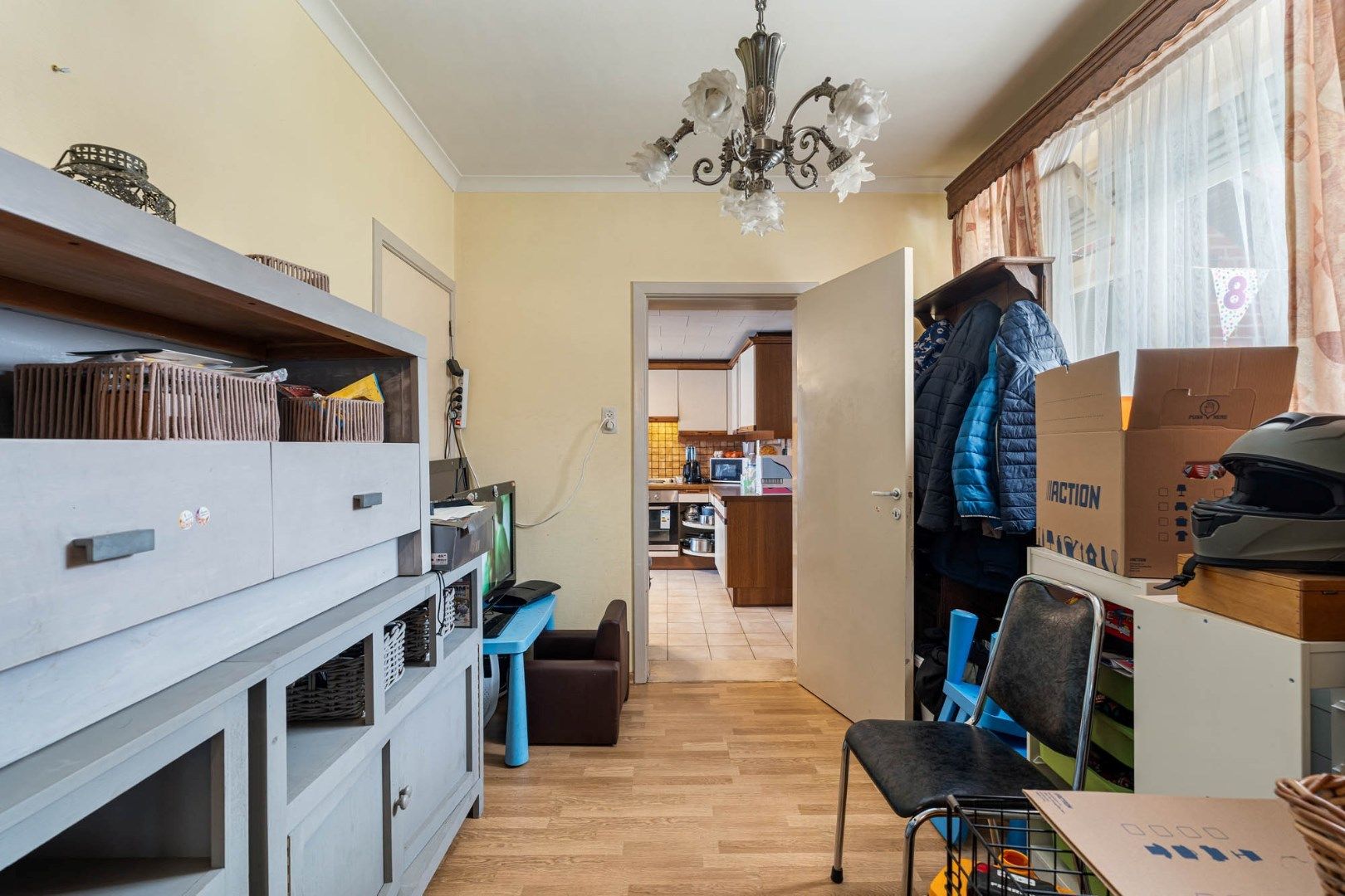 Comfortabele, halfvrijstaande woning op perceel van 7a19ca, rustige ligging! foto 10