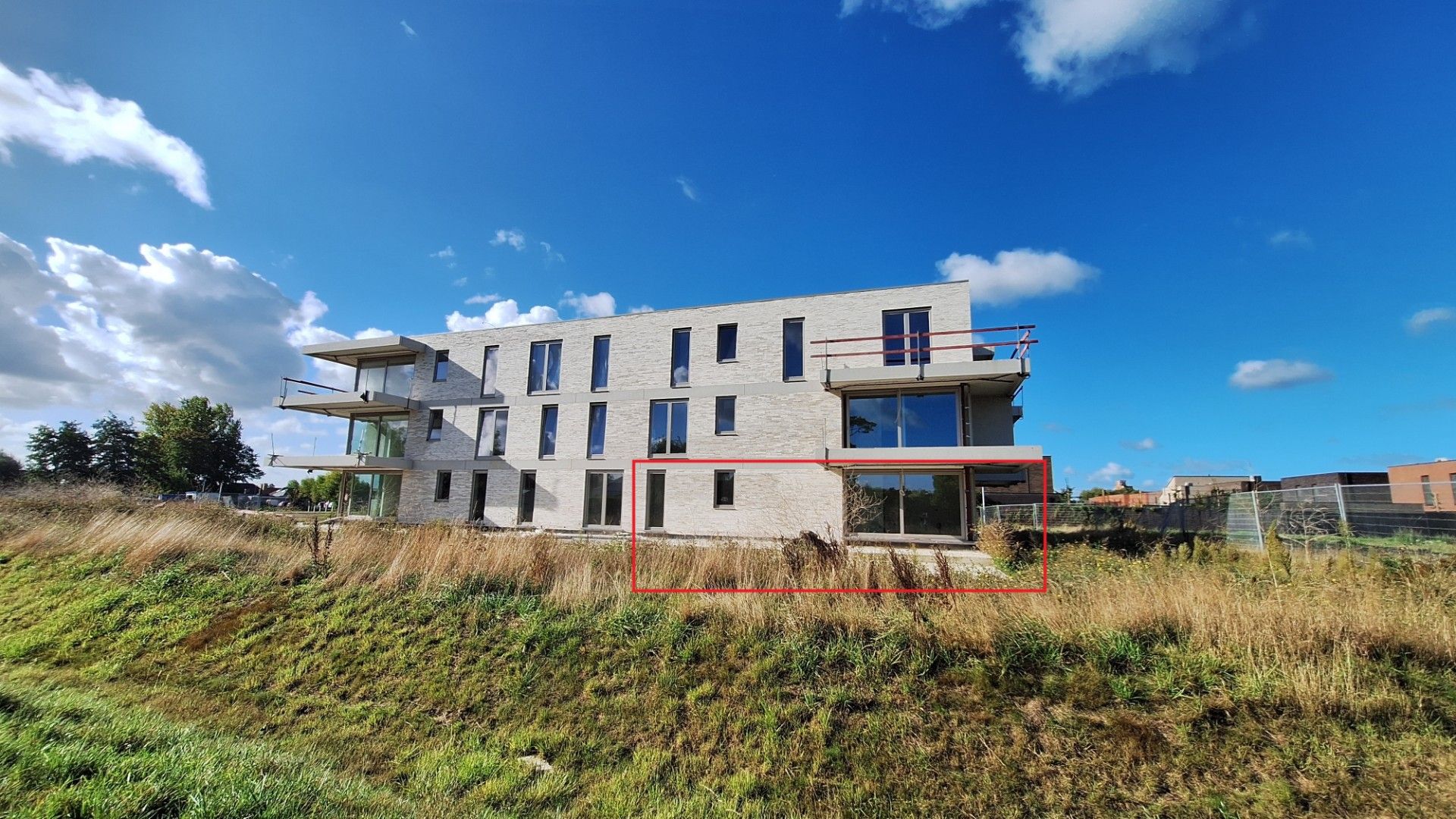 Appartement te koop foto {{pictureIndex}}