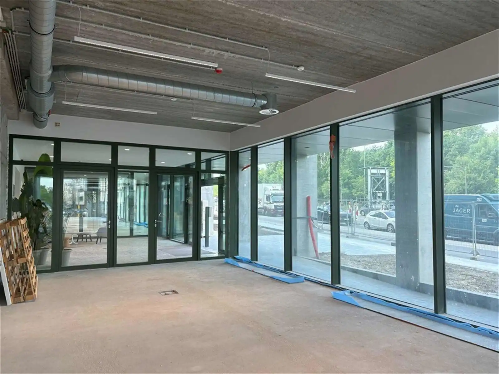 Horeca-opportuniteit  aan Station Antwerpen-Berchem foto 4