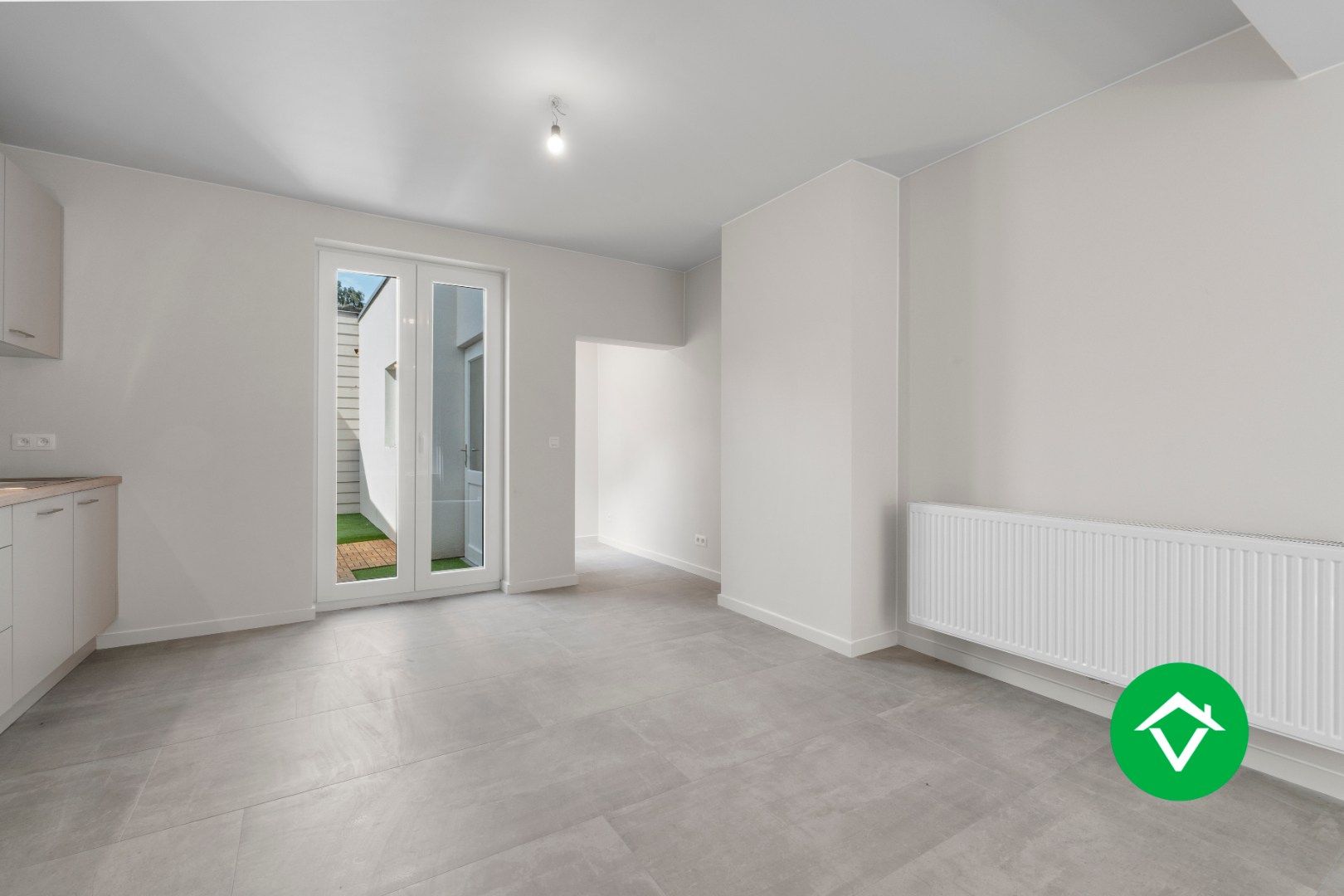 Instapklare rijwoning in hartje Gistel – gerenoveerd in 2025 foto 5