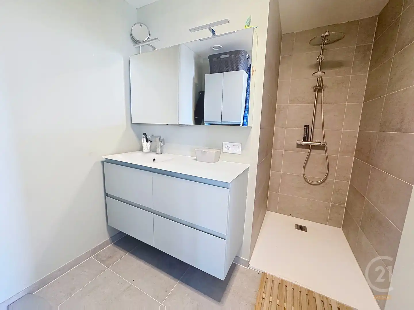 Exclusief nieuwbouw hoekappartement met panoramisch uitzicht en zijdelings zeezicht in Oostende foto 10