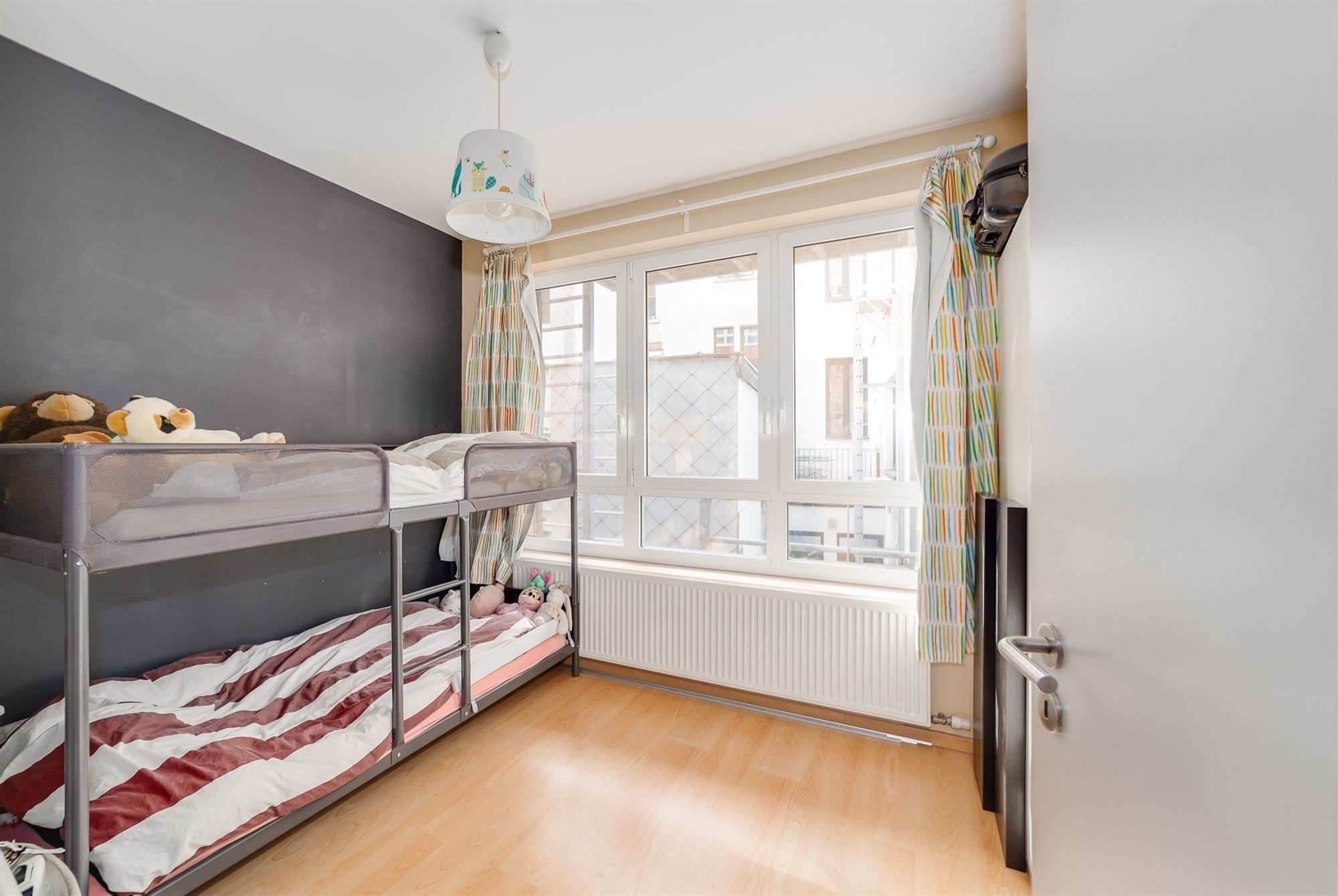 Ruim instapklaar appartement met 2 slaapkamers en 2 badkamers en terras van ca 30 m² foto 13