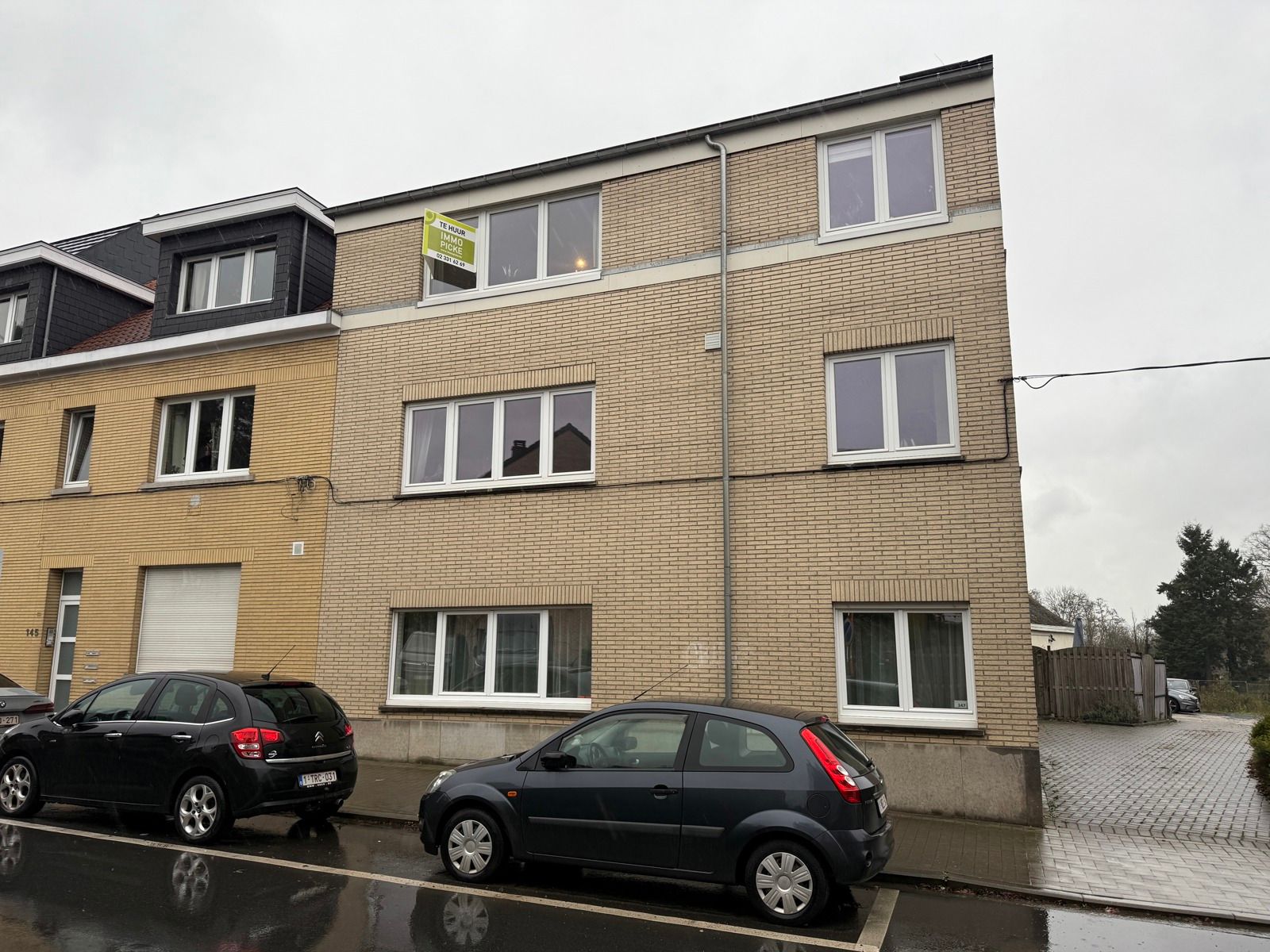 Appartement met 2 slaapkamers, terras en garage foto {{pictureIndex}}