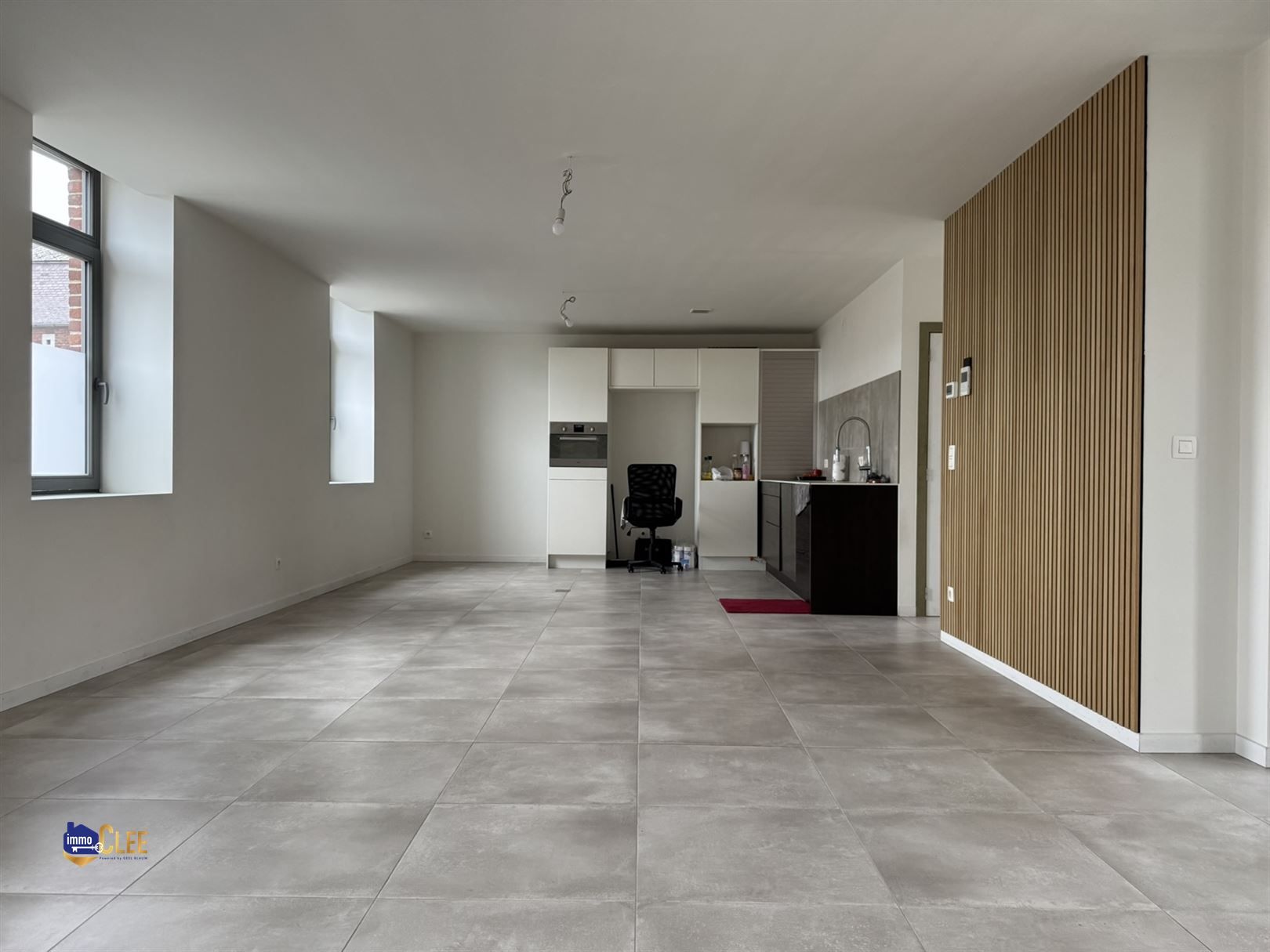 Gerenoveerd duplex appartement op het Begijnhof te Sint-Truiden foto 3