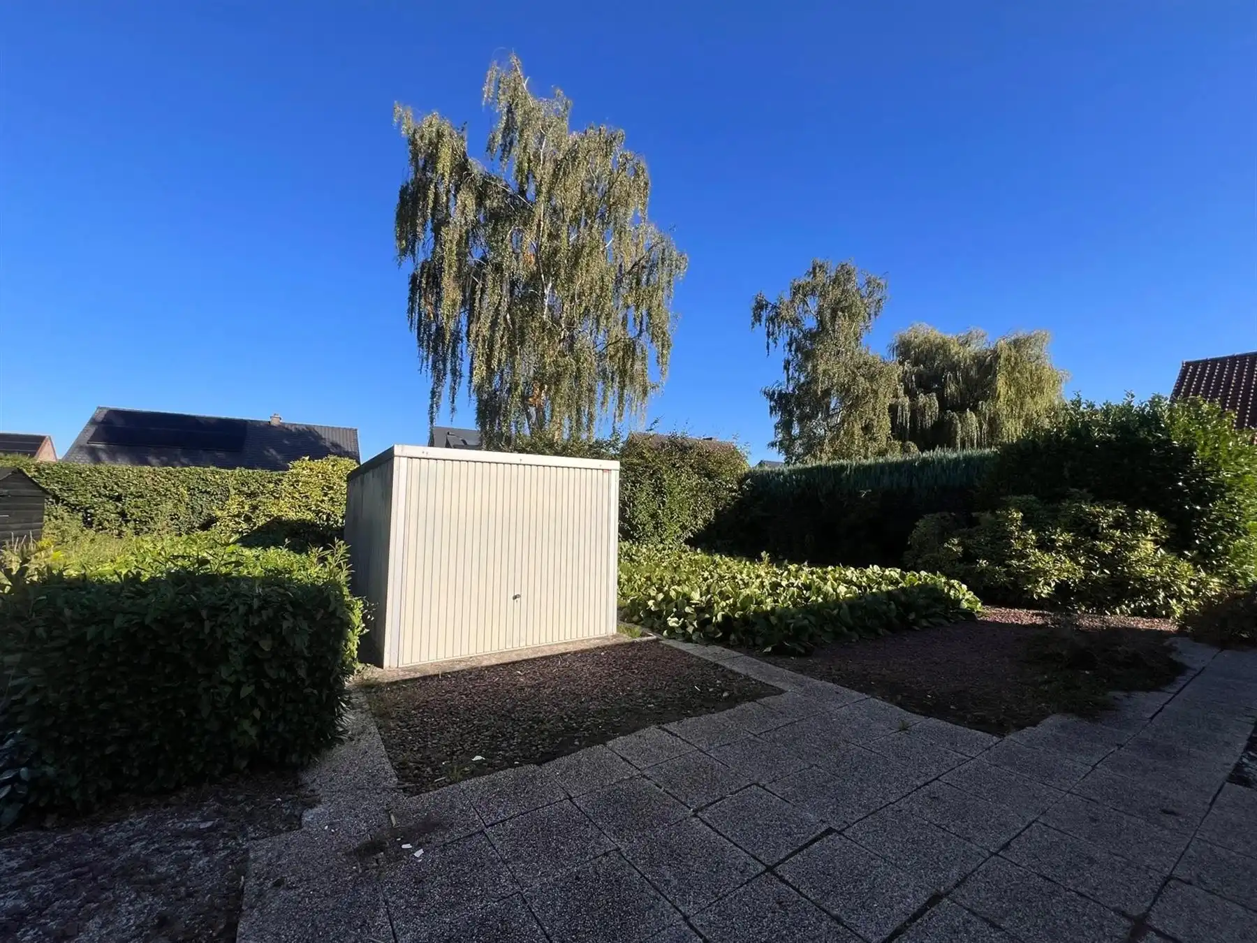 RESIDENTIEEL GELEGEN, TE RENOVEREN WONING  foto 4