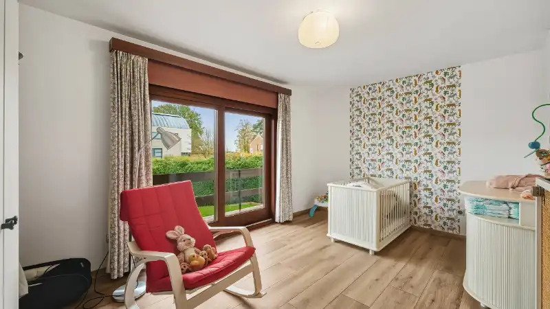 Villa van 285m² op 10a16ca met 5 slaapkamers foto 15