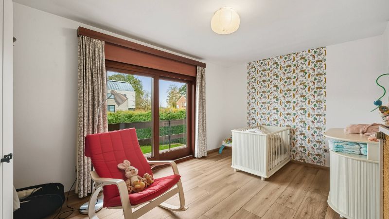 Villa van 285m² op 10a16ca met 5 slaapkamers foto 15