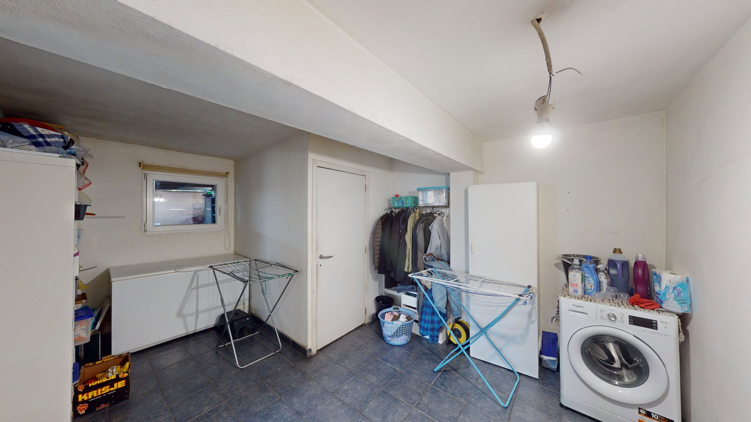 Half open gezinswoning, centraal gelegen, met 3 slaapkamers! foto 11