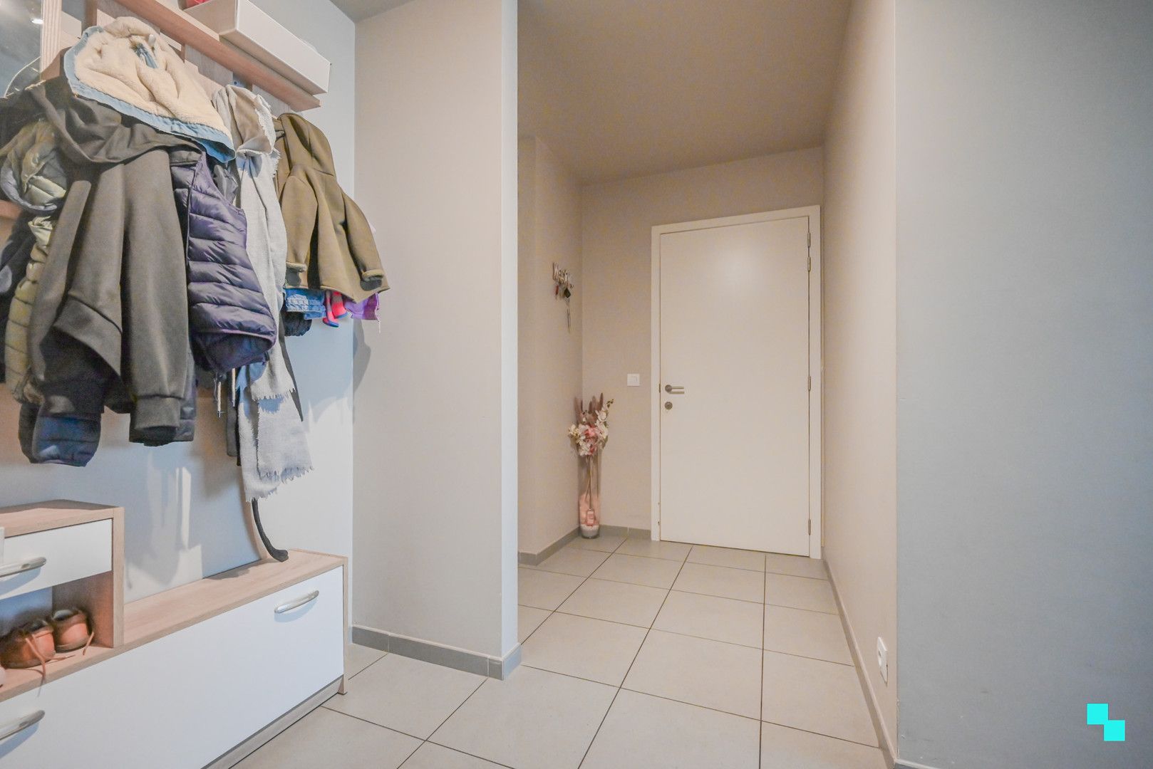 Recent gelijkvloers appartement met 2 slaapkamers en terras foto 2