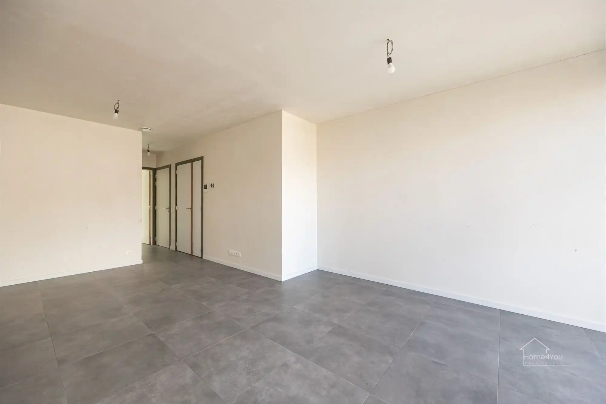 Nieuwbouw appartement met ruim terras foto 4