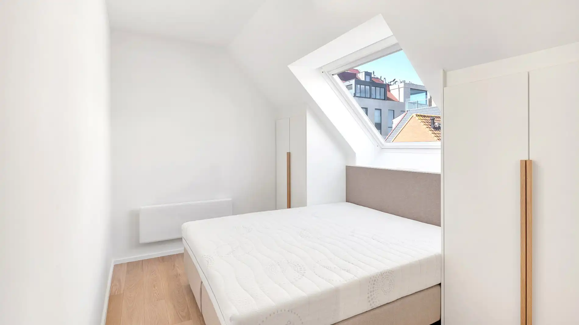 Prachtig duplex appartement met 18 meter gevelbreedte en groot zuid gericht terras met open zicht over het Knokse hinterland foto 19