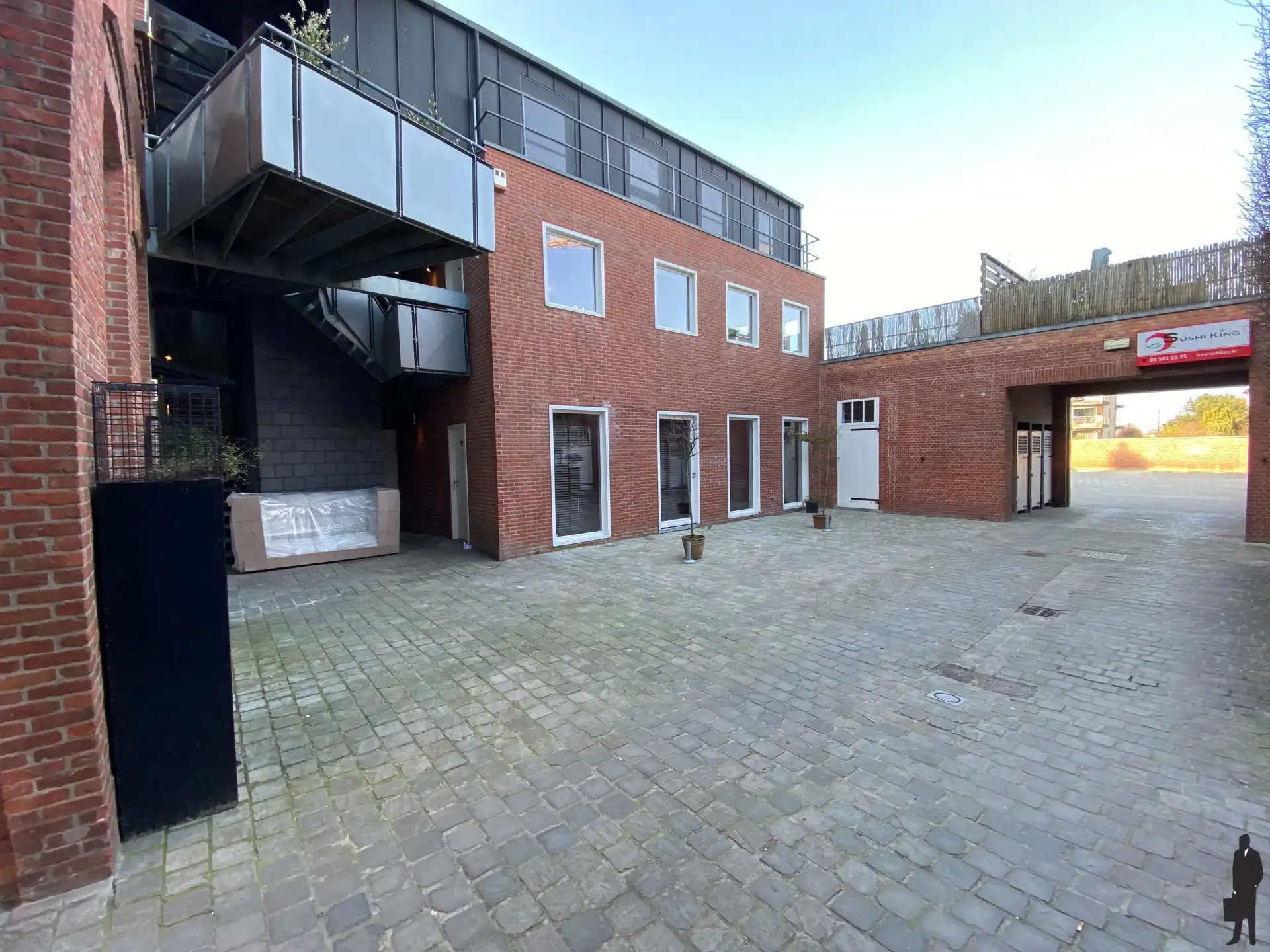 Duplexappartement met prachtig terras (40m²!) gelegen in centrum van Hoogstraten in schitterend monumentaal pand "Residentie De Rijkswacht". foto 10
