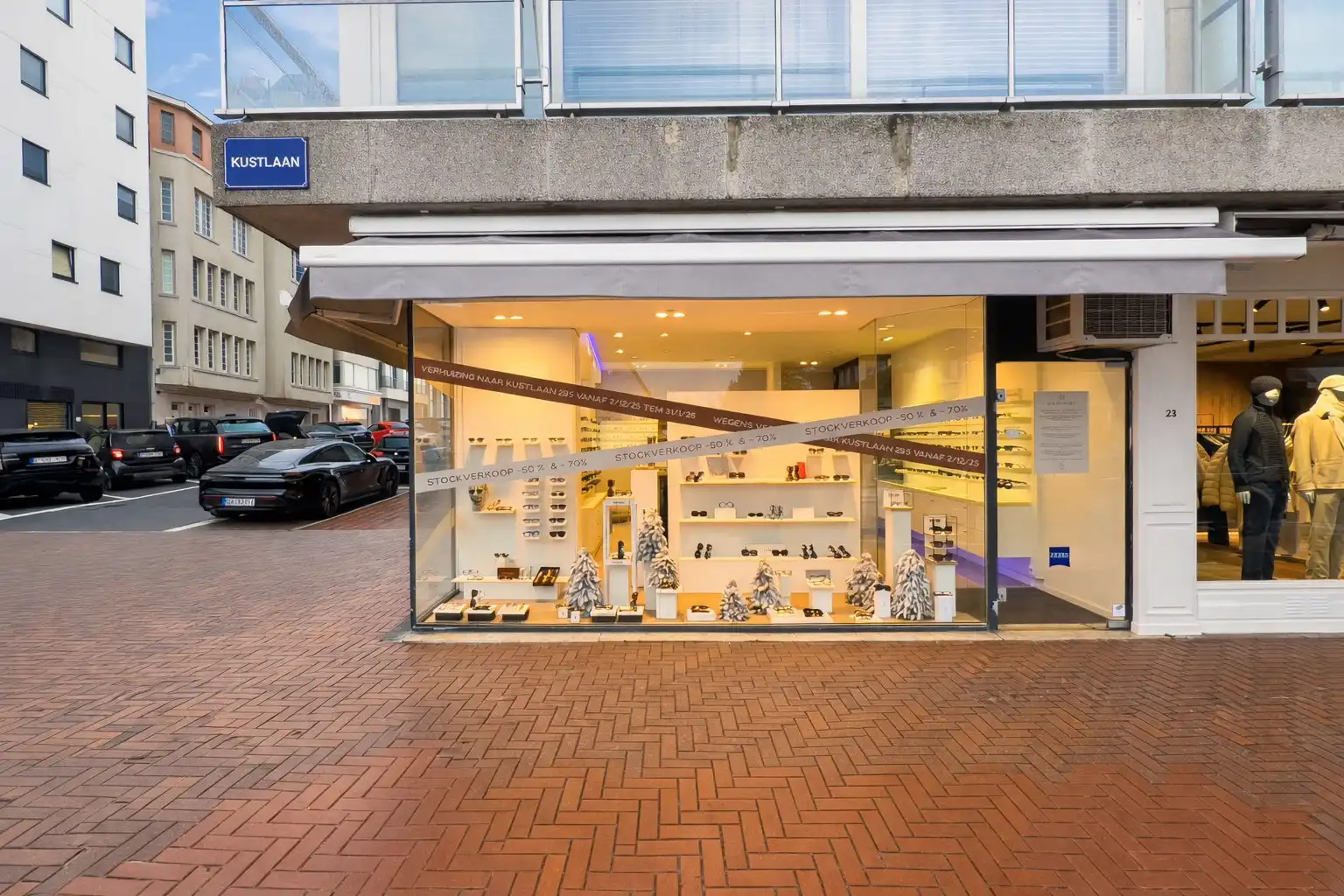 Hoek - Handelspand op de Kustlaan op een topligging in het Zoute  foto 3