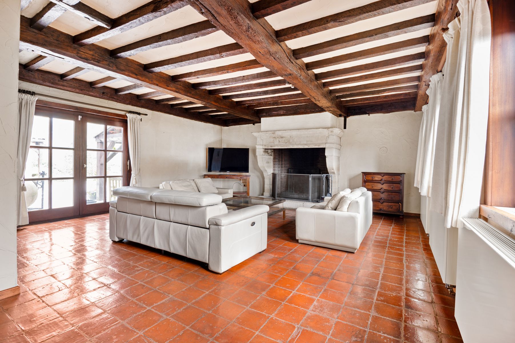 Te renoveren villa met uniek vrij zicht op ca. 2.065m². foto 5