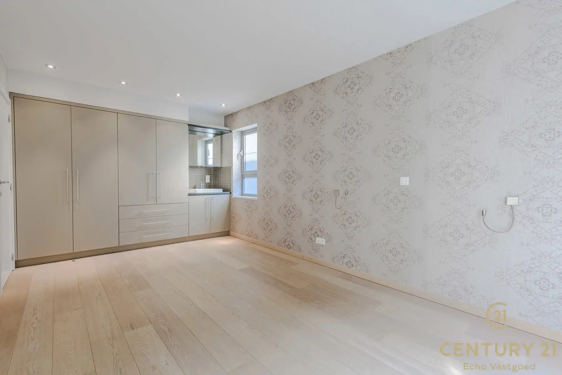 Luxe, ruime penthouse (192m²) met groot terras tegen het bos foto 18