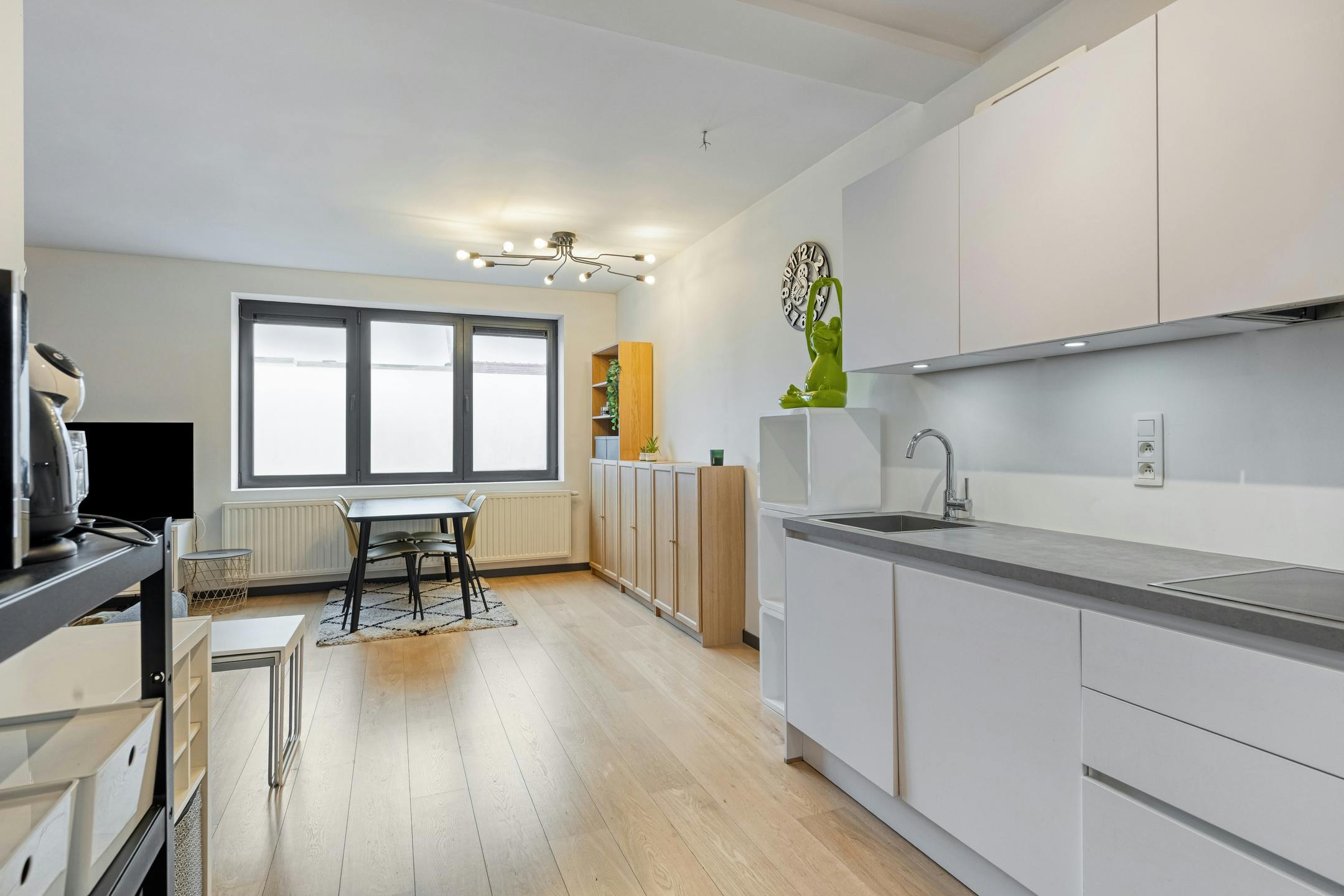 Instapklaar, gezellig appartement met veel lichtinval foto 5