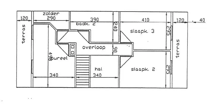 Solide woning met  4 slaapkamers en ruime garage op perceel van 734m² foto 32