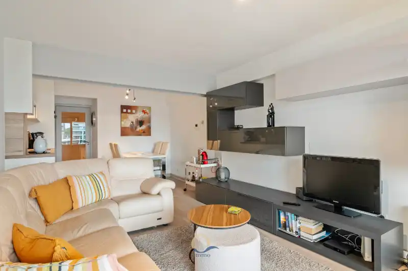 Res. Chateau Beaufort - Instapklaar 1-slaapkamerappartement + slaaphoek met panoramisch zicht op de jachthaven ! foto 3