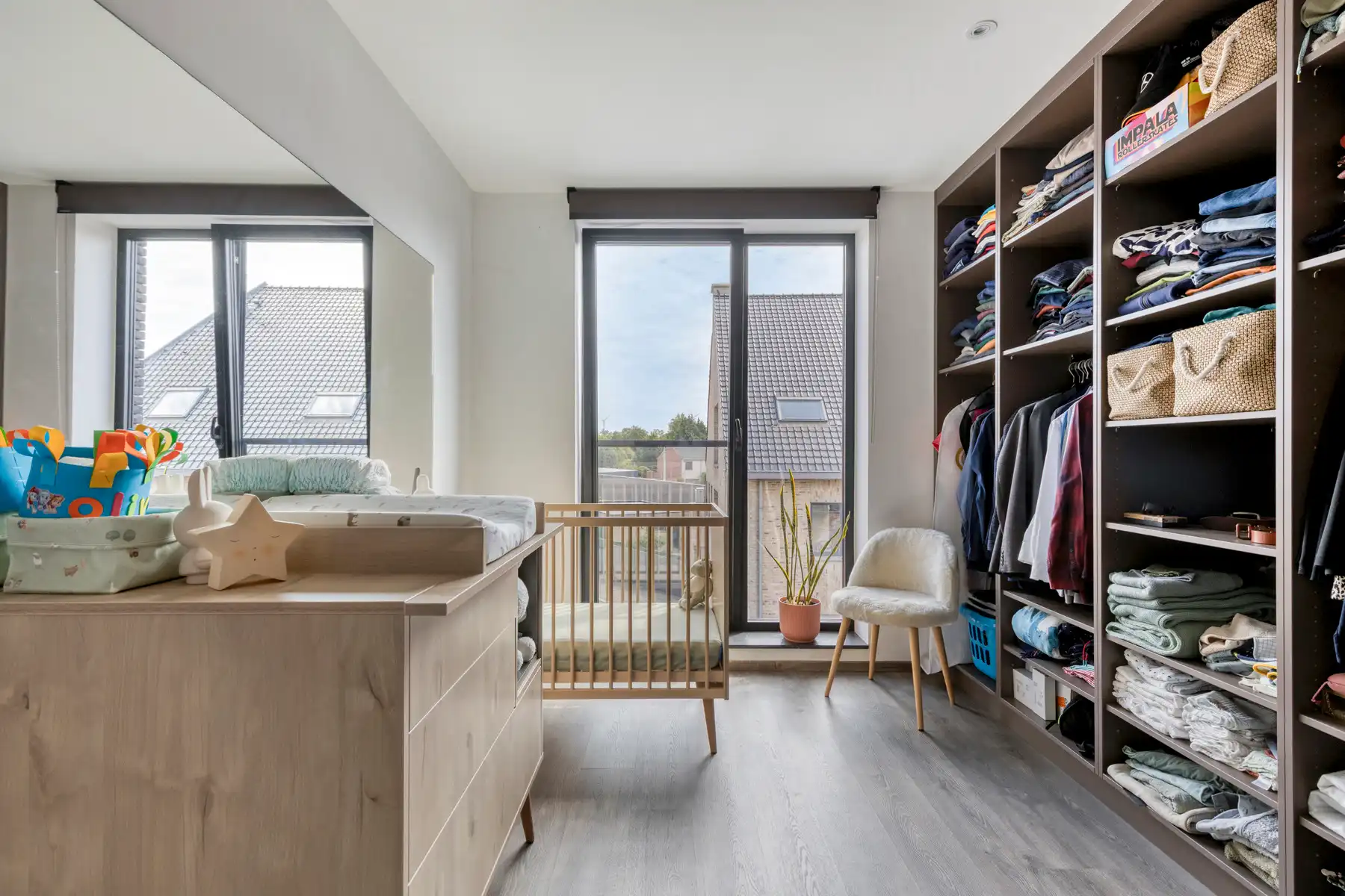 INSTAPKLAAR DUPLEXAPPARTEMENT TE KOOP IN HET RUSIGE MOLLEM! foto 15