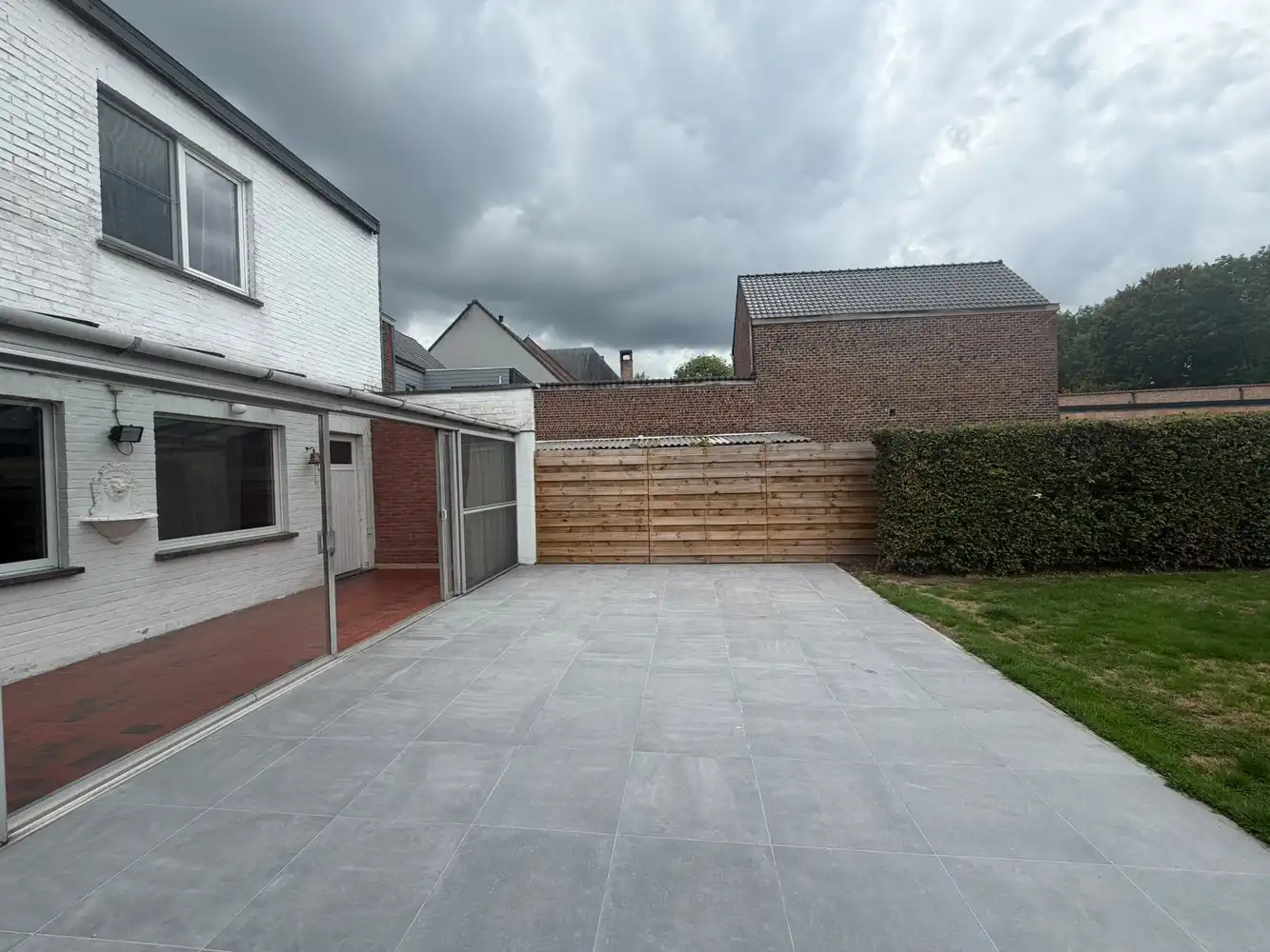 RUIME WONING 4 SLPK, GARAGE EN RUIME TUIN foto 5