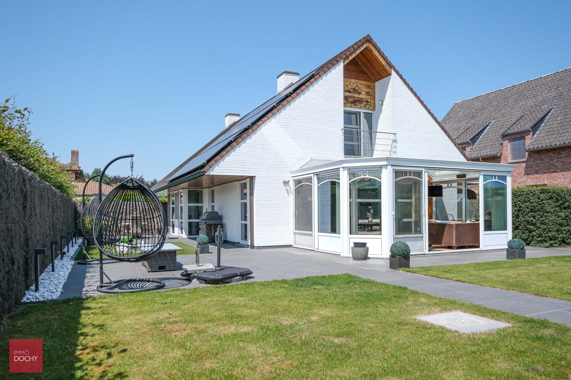 Verzorgde villa met orangerie in doodlopende straat foto 8