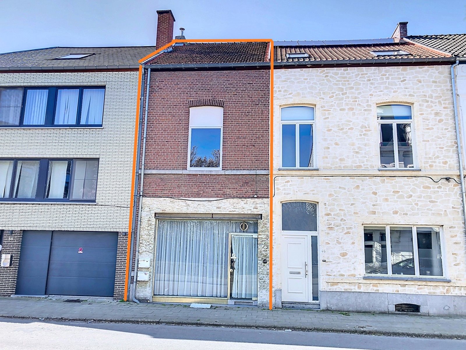 Huis en app. met 2 huisnrs., toonzaal, garage in centrum   foto 16