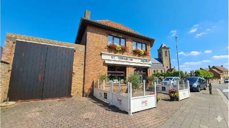 Café met ruim Terras + Woonst te huur in Lapscheure Damme foto 16