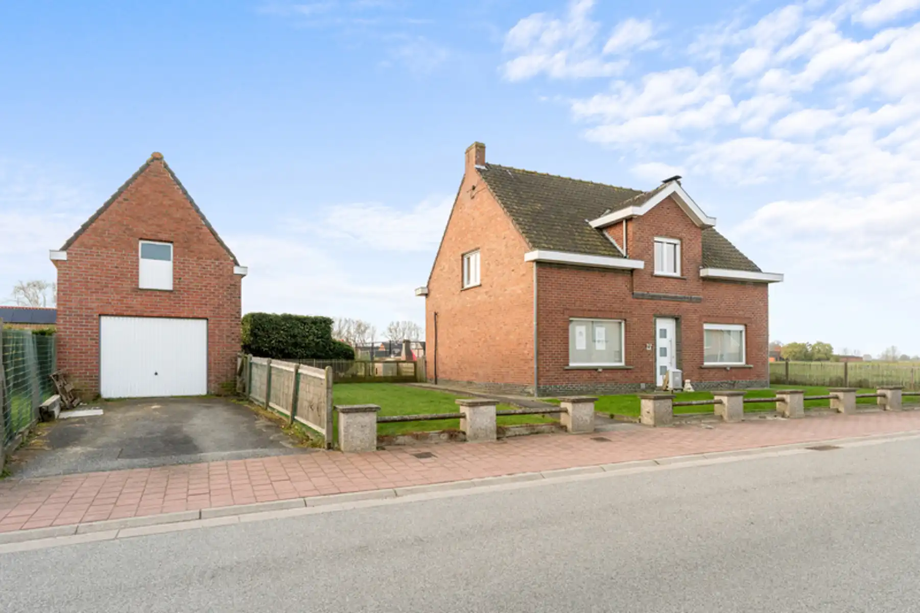 Rustig gelegen alleenstaande woning met tuin en garage. foto 28