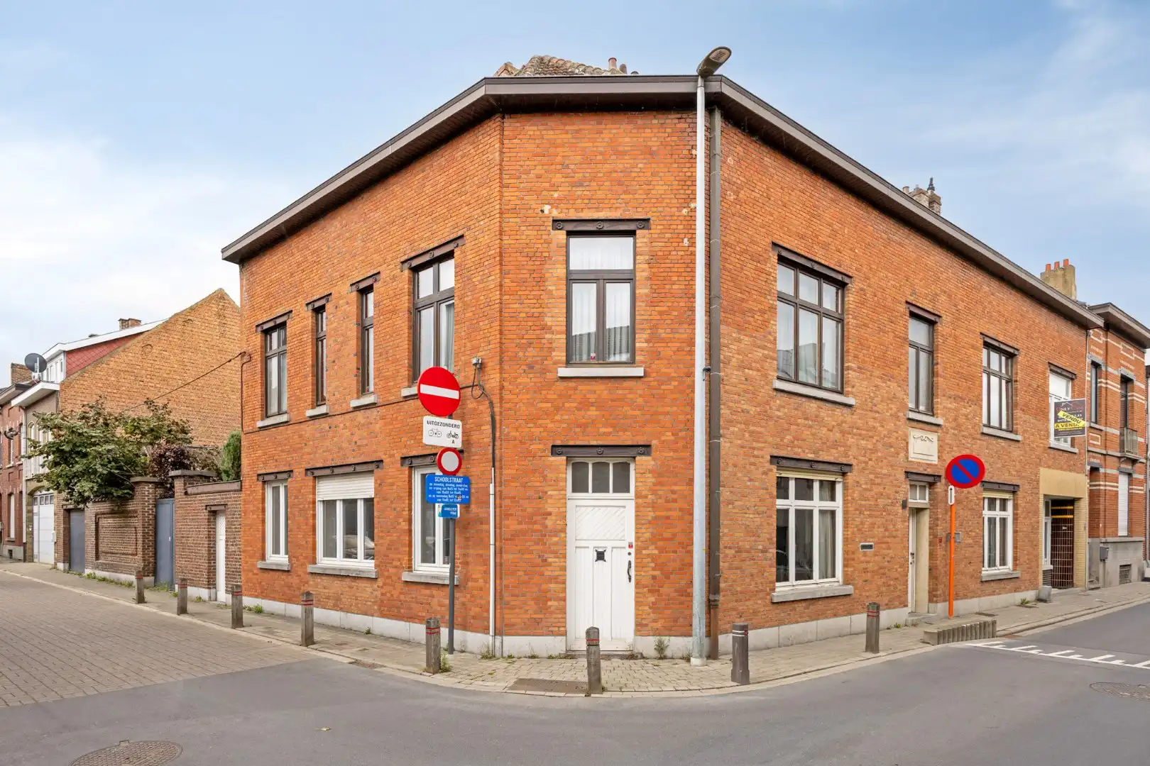 Charmant en karaktervol herenhuis, bureau en praktijkruimte, 4 kamers - 1502 LEMBEEK (HALLE) foto 2