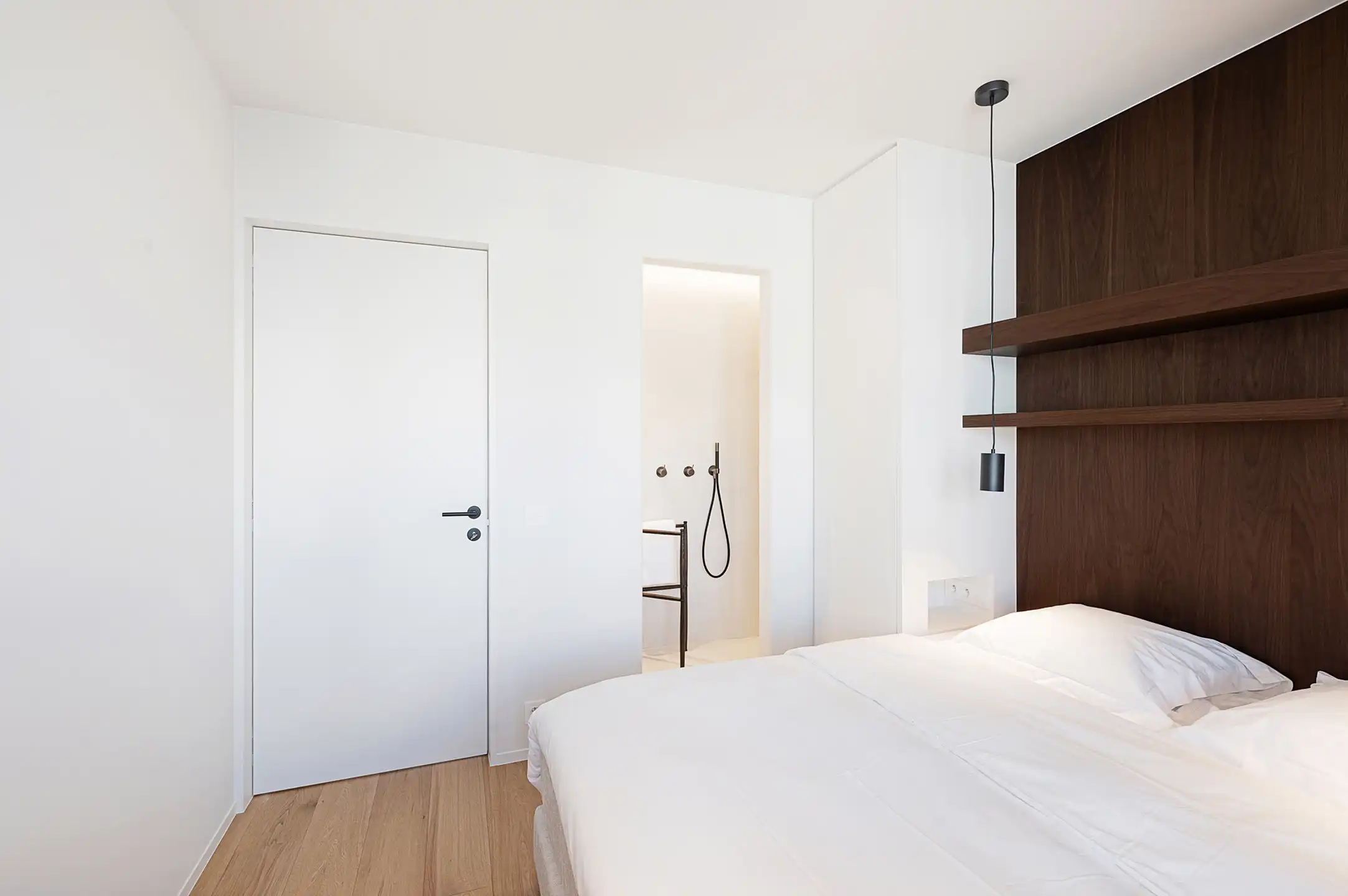 Luxueus gerenoveerd appartement op topligging in Knokke foto 21