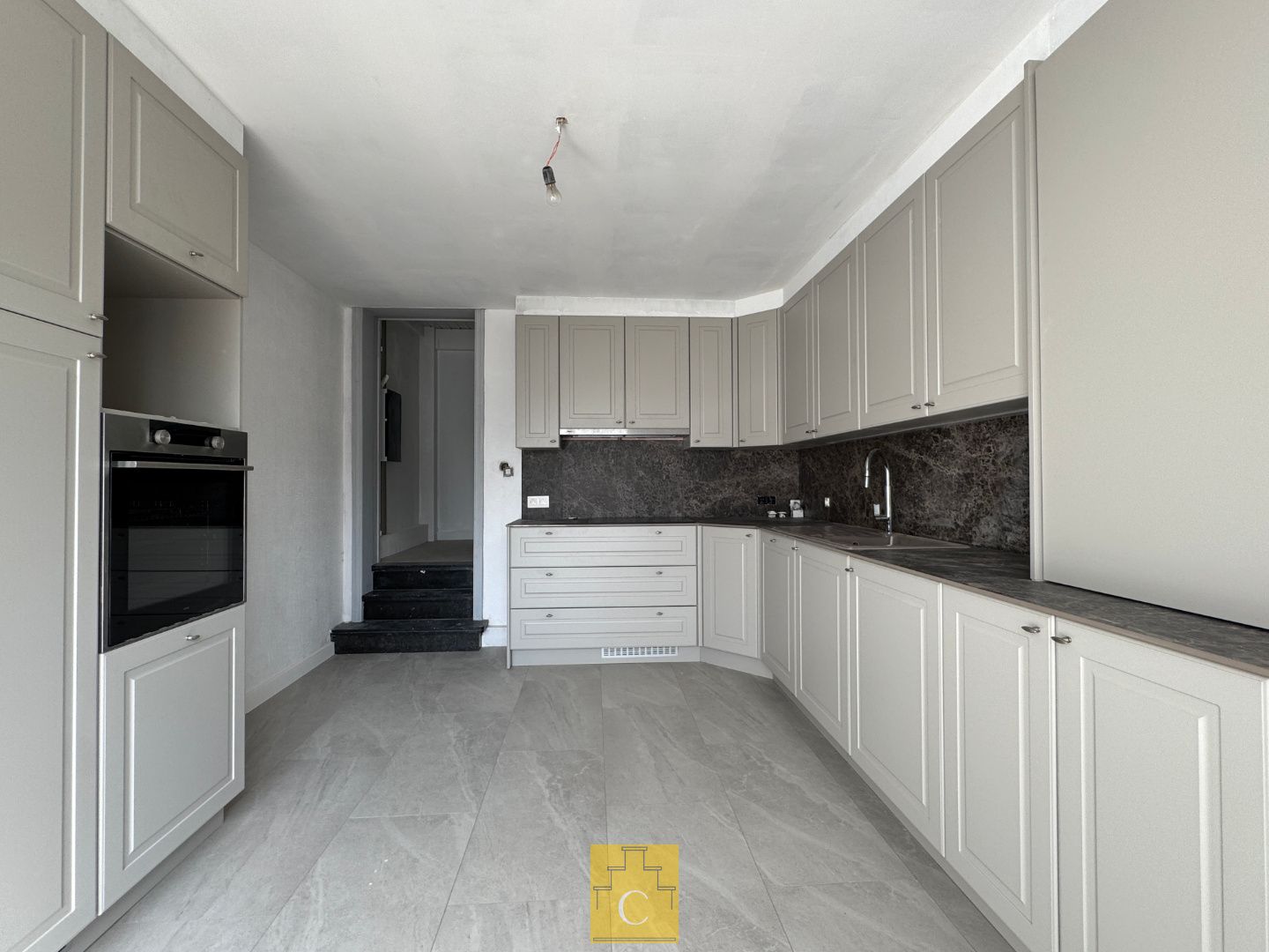 Handelspand met woonst op toplocatie te Loppem foto 15
