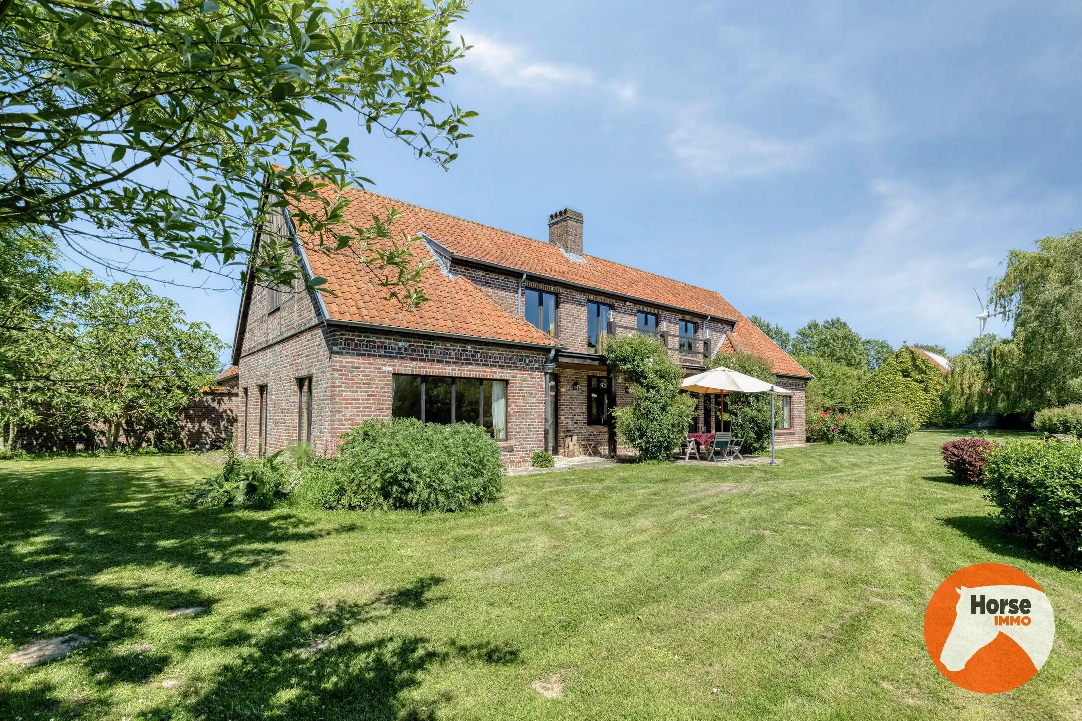 ROESELARE – Unieke villa met bijgebouwen op 4,7 ha foto 37