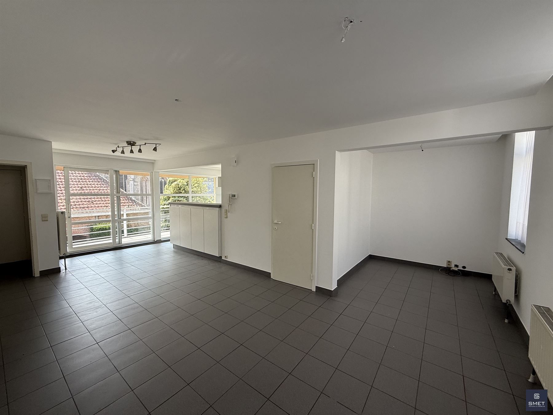 OPBRENGSTEIGENDOM MET 3 APPT EN 3 GAR foto 14