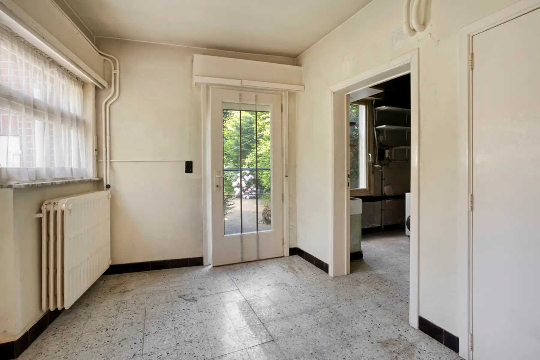 Te renoveren woning met 3 slpk op toplocatie in Malderen foto 14
