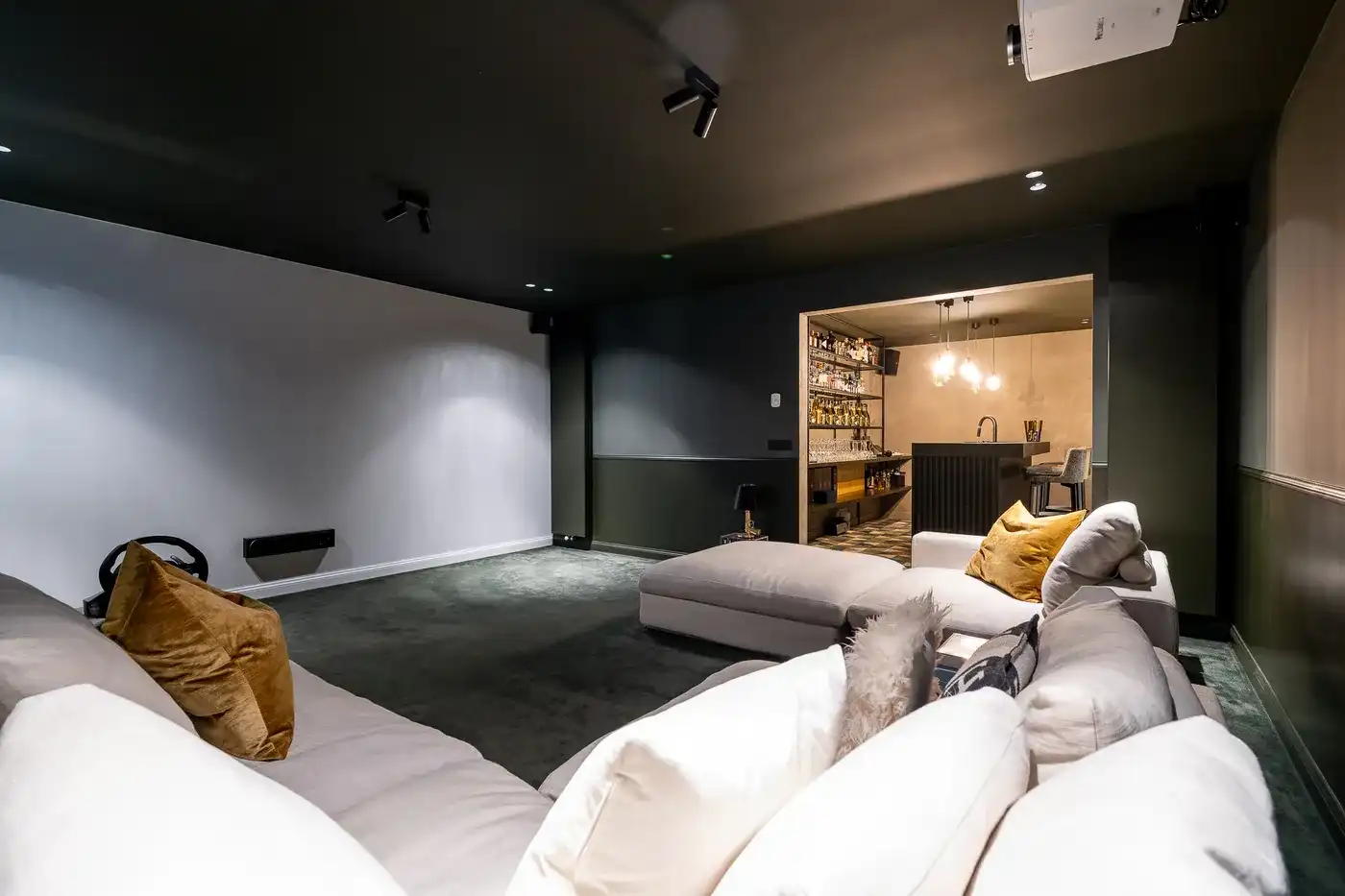 Recent gebouwde villa voorzien van een luxe afwerking, grenzend in alle privacy aan het Zwin nabij de Oosthoek  foto 12