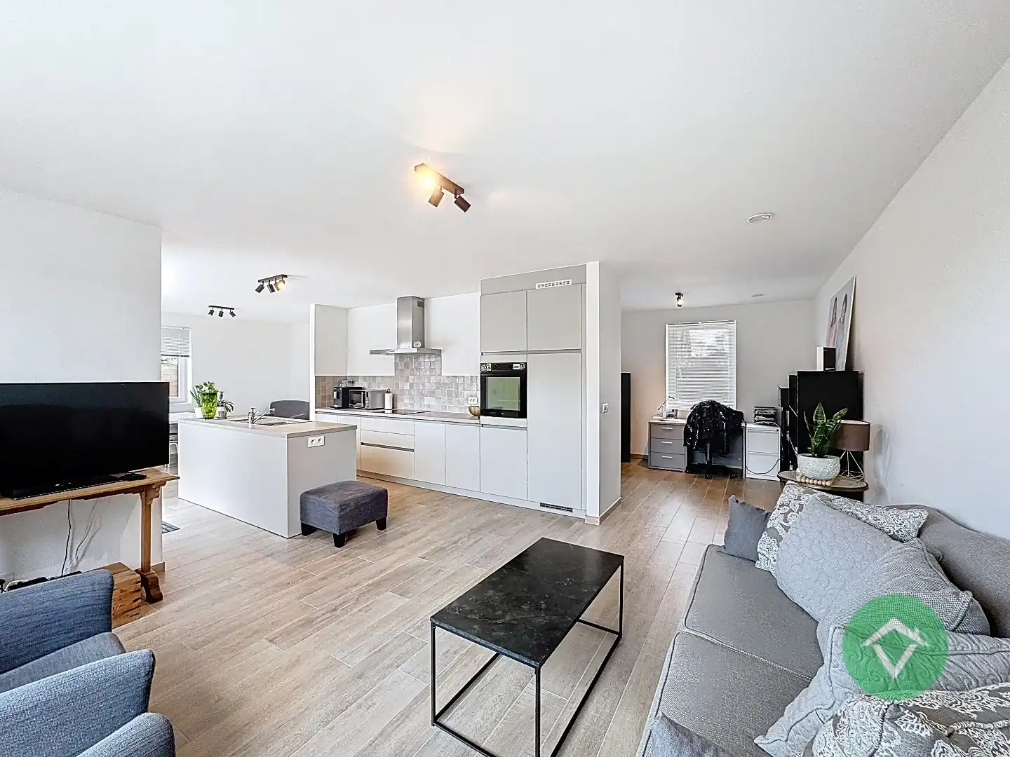 Instapklare woning met 3 slaapkamers te Koekelare foto 9