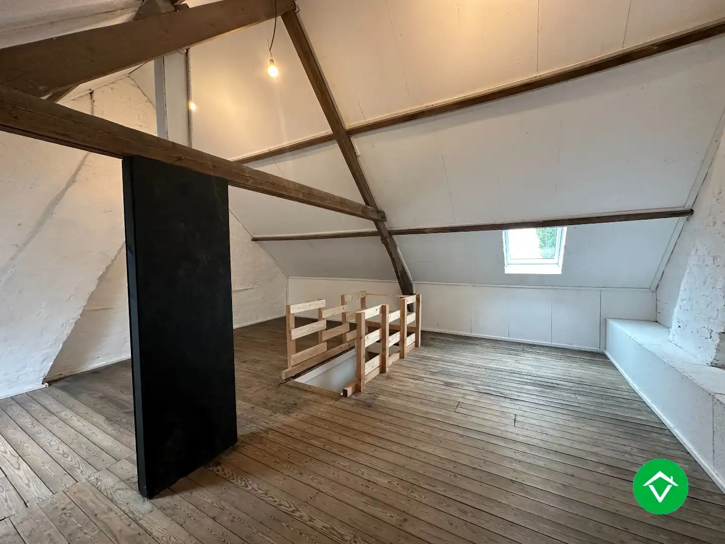 Charmante woning met tuin en garage in Werken. foto 15