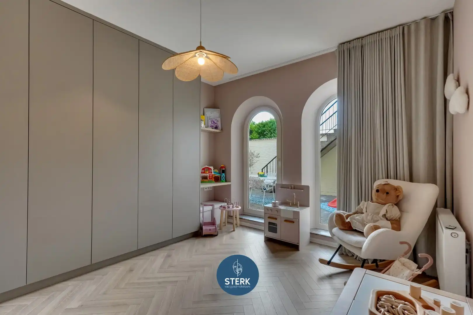 PAND MET 2 APPARTEMENTEN EN HANDELSRUIMTE TE BRIEGDEN-LANAKEN !  foto 12